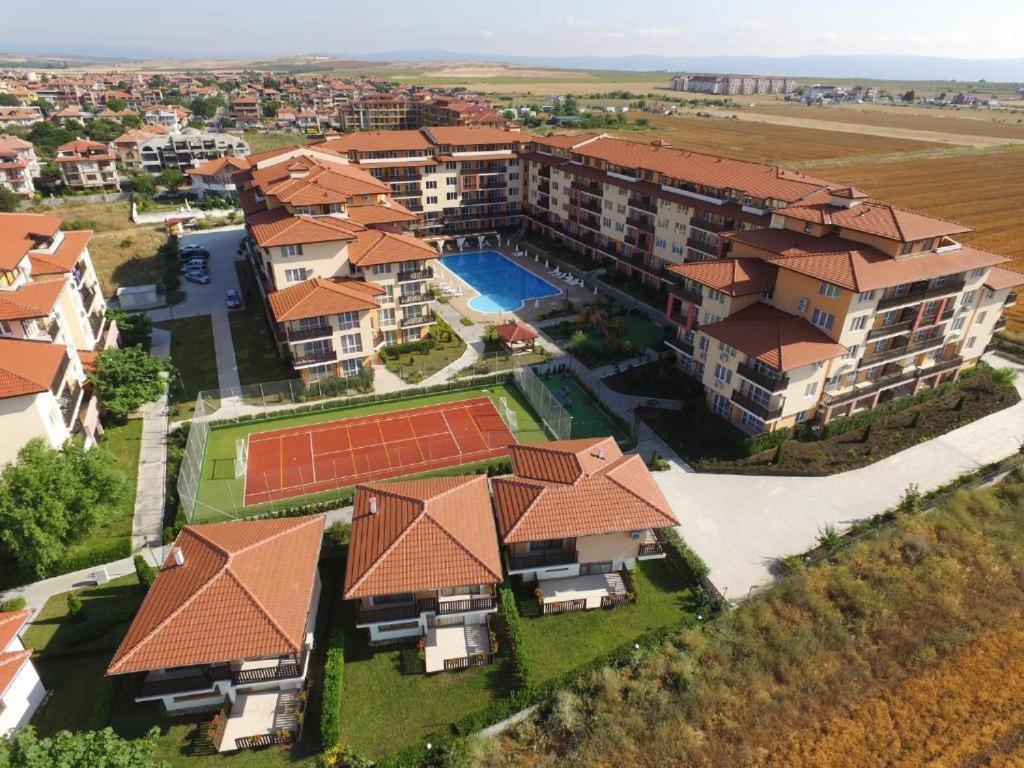 Апартаменти Кралеви В Шато Ахелой Exteriér fotografie